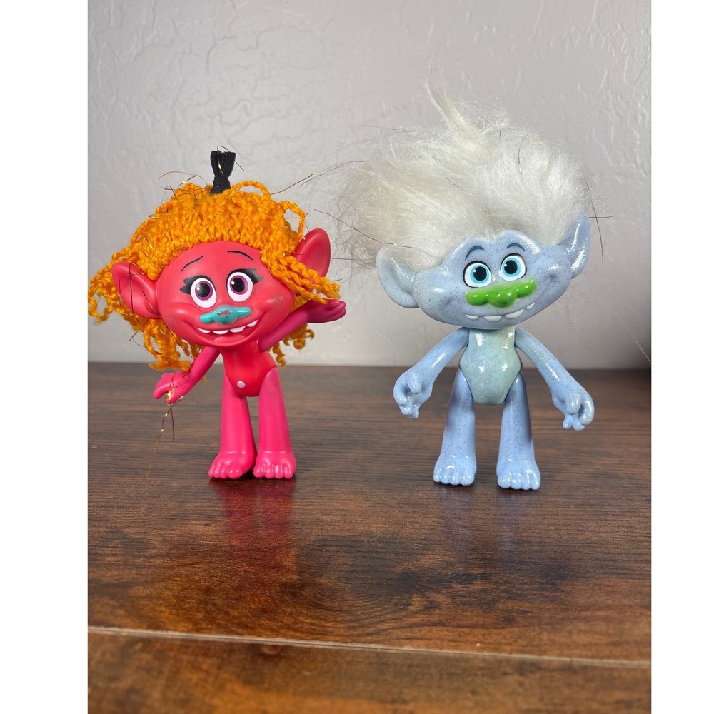 Hasbro DreamWorks Trolls Poppy and Guy Diamond Figures Glitter Yarn Hair C-015G